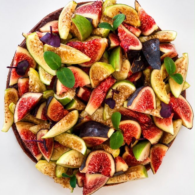 Tarte aux figues et violette
